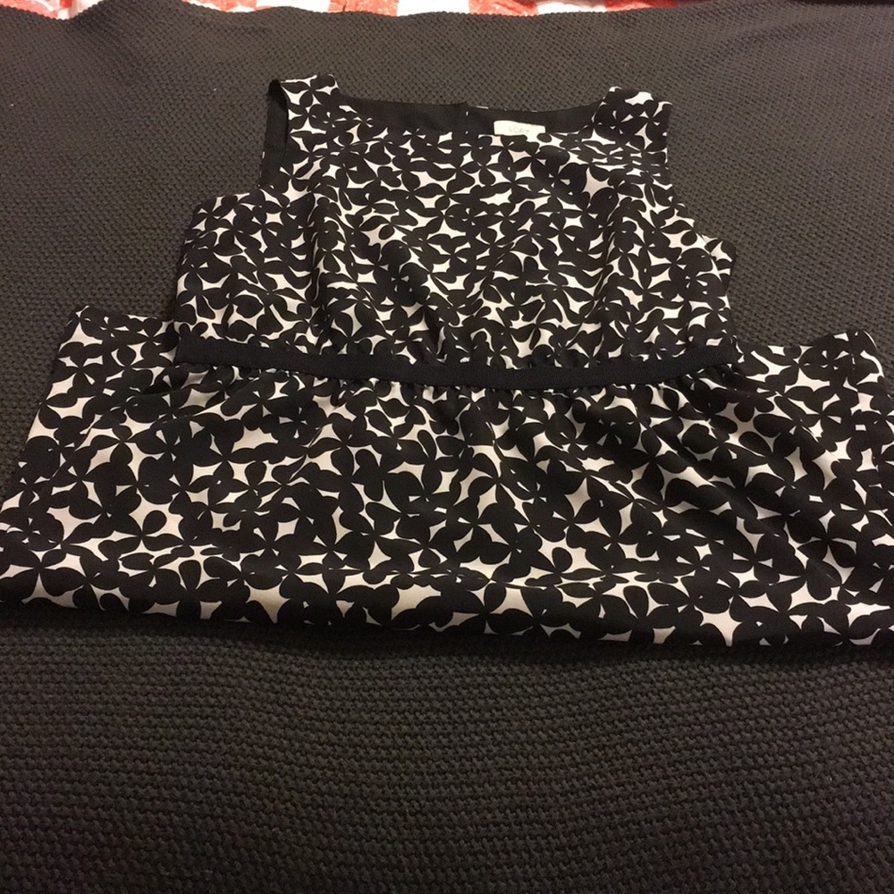 Flower pattern dress with elastic waistband